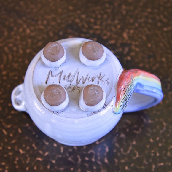 Mudworks Pottery Elwood the Unicorn Planter with Unicorn ornament - Picture 8 of 12